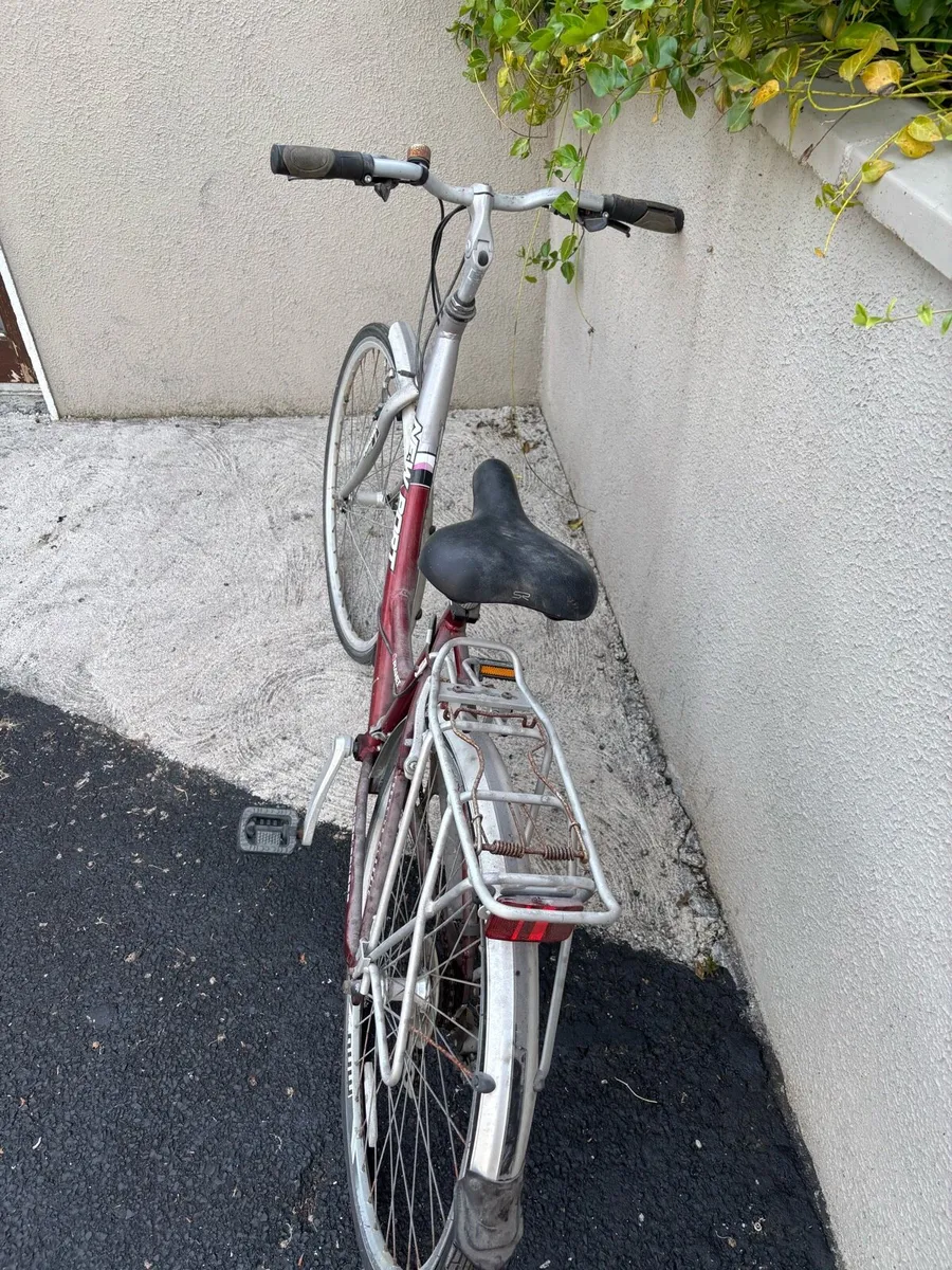 Woman’s bike - Image 2