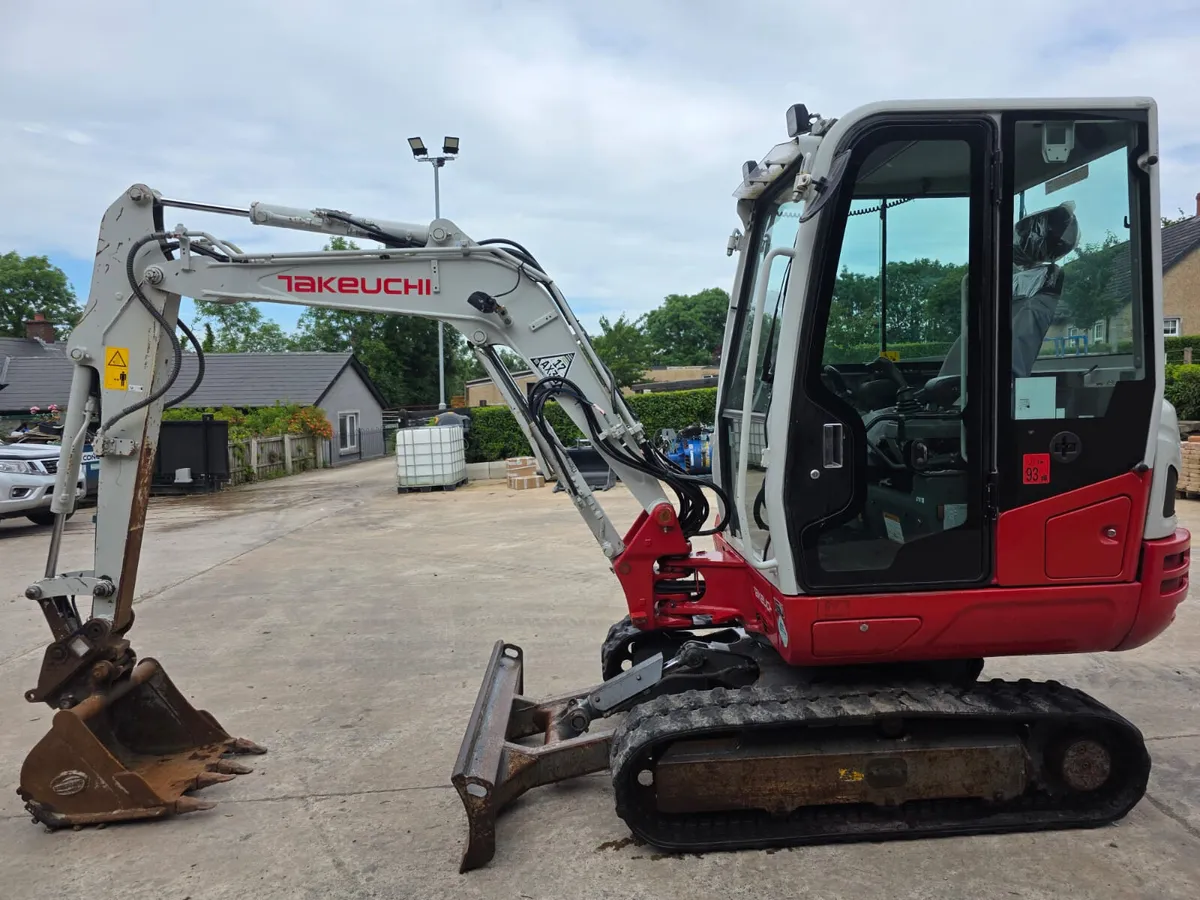 2019 TAKEUCHI TB230 **ONLY 1,400 HOURS** - Image 3
