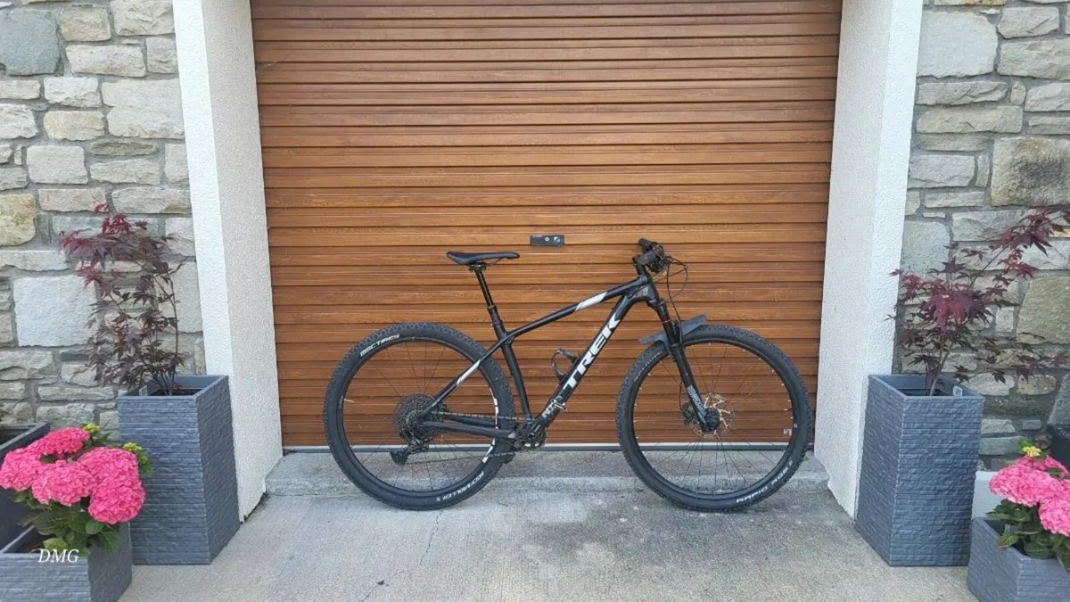 Trek procaliber carbon,  yt jeffsy al and giant de - Image 1