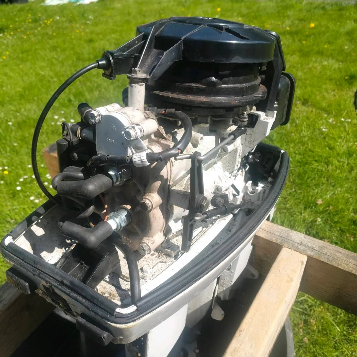 Outboard motor - Image 2