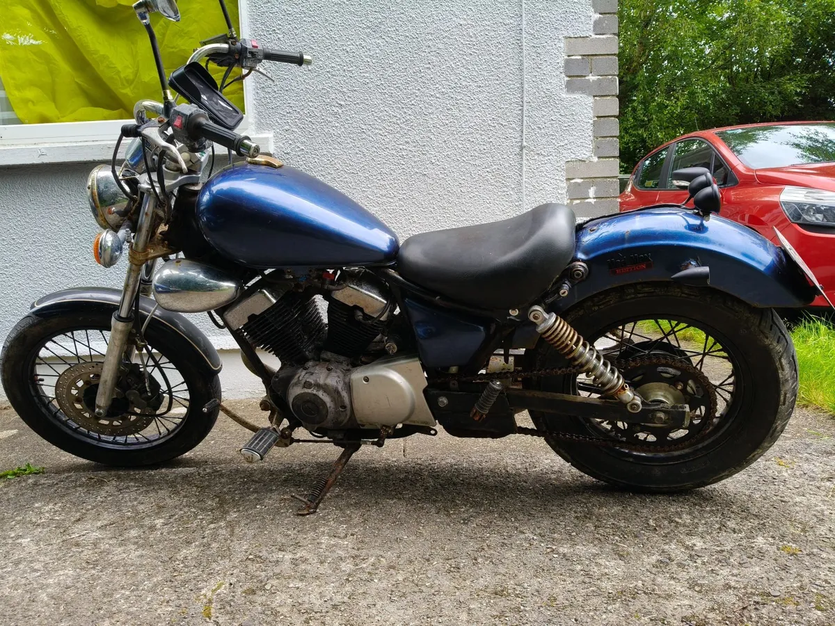 Yamaha V-star 250 - Image 1