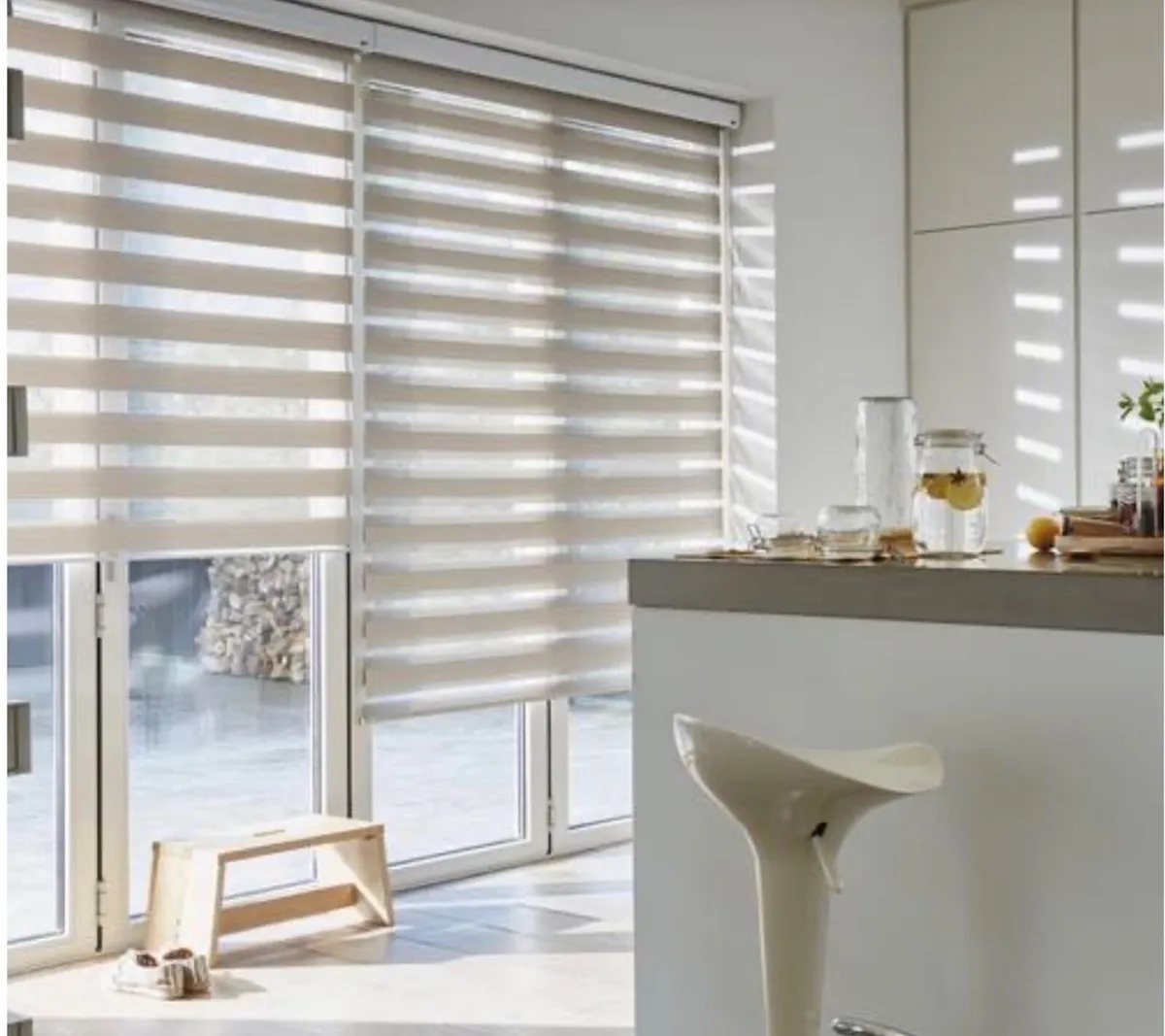 Blinds - Image 1