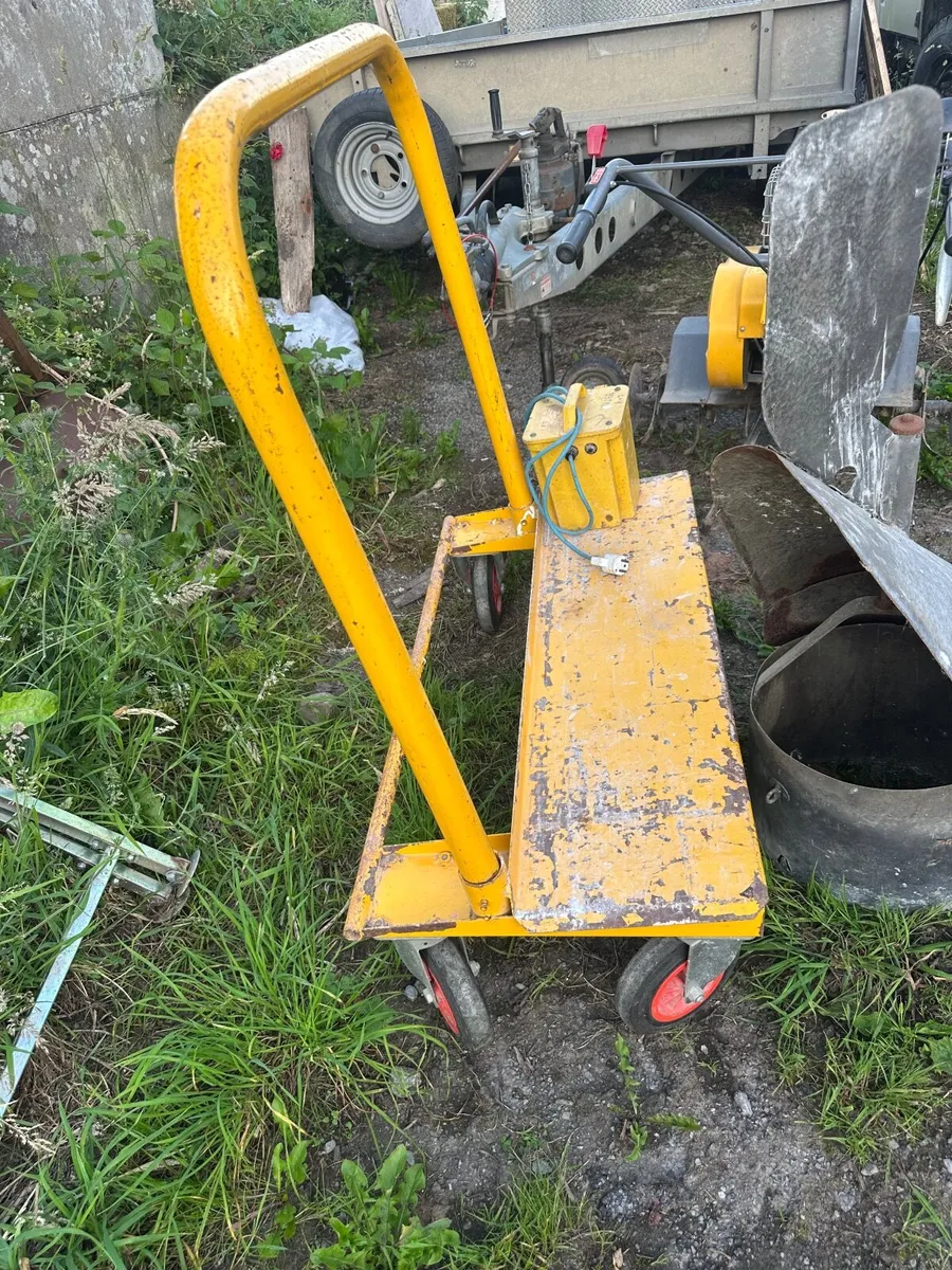 Heavy duty board trolley. - Image 2