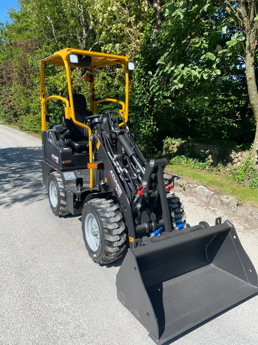 Adare 800 mini loader for sale - Image 3