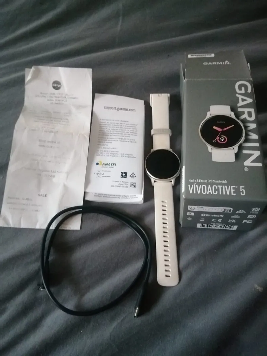 Garmin VivoActive 5 - Image 2
