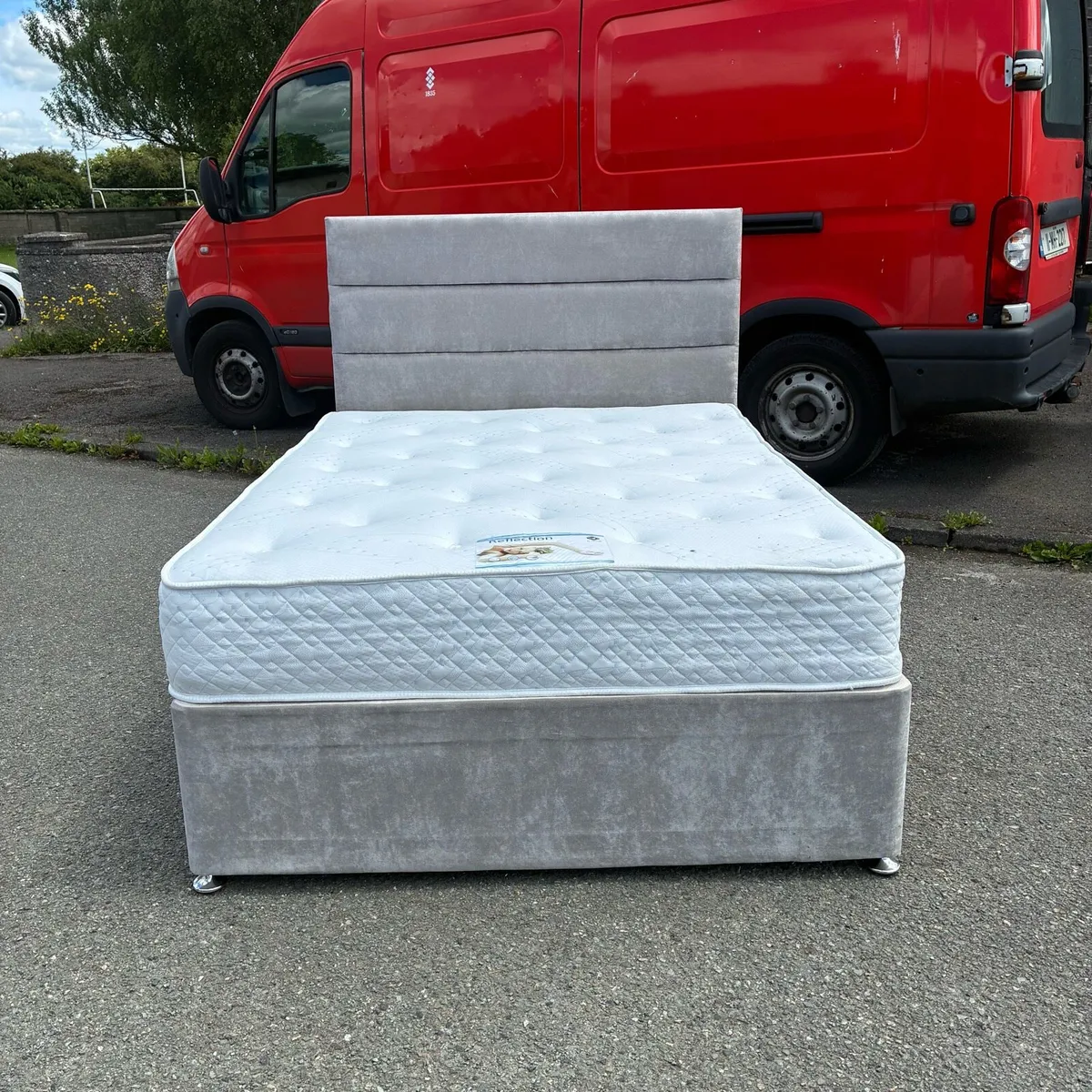 VGC! grey Double bed with 2 drawers & mattress - Image 3