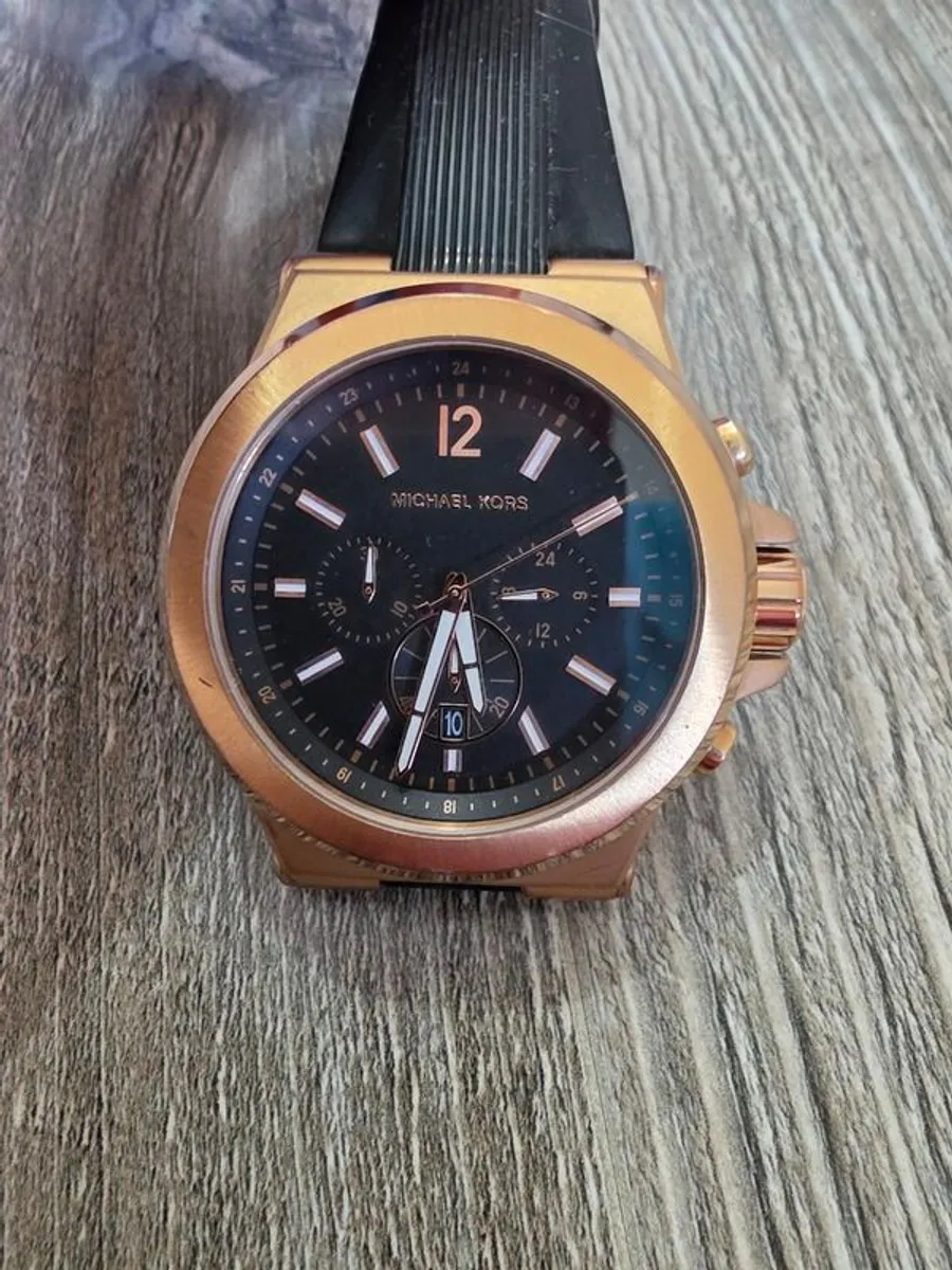 Michael Kors Men's Chronograph Watch (MK8184) - Rose Gold & Black Silicone Michael Kors Watch, MK8184, Men's Watch, Designer Watch, Rose Gold Watch, Chronograph Watch, Black Silicone Strap, Rubber Strap Watch, MK Watch, Men's Jewellery, Watch Collecti - Image 2