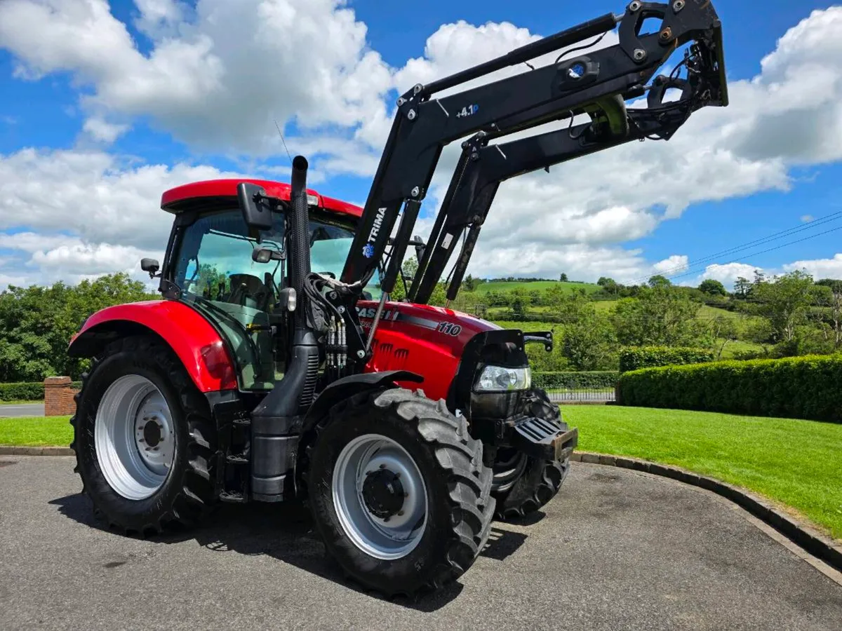 Case Maxxum 110 and loader - Image 2