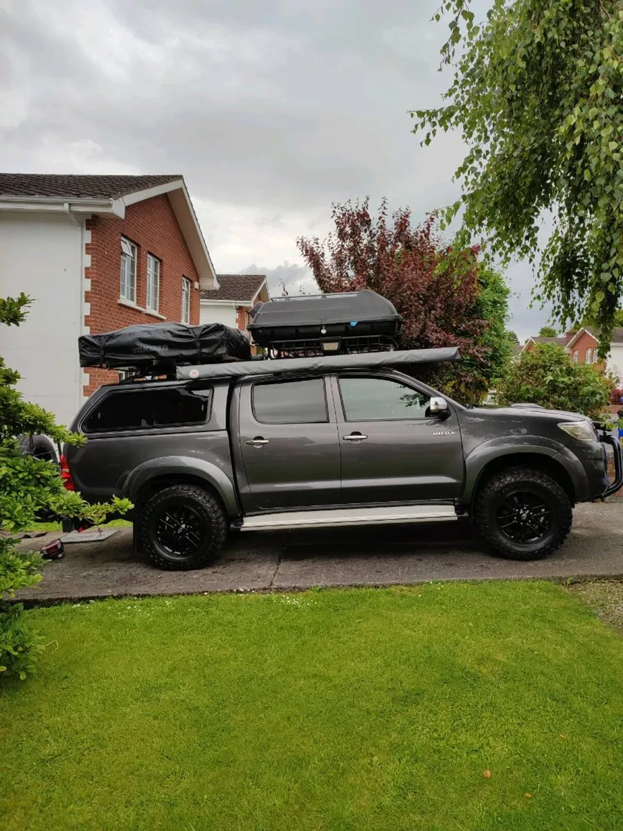 Tent for car or van roof - Image 3
