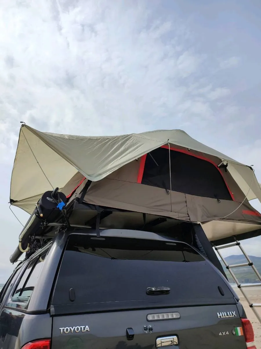 Tent for car or van roof - Image 1