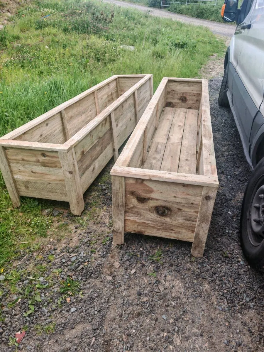 Garden planters - Image 2