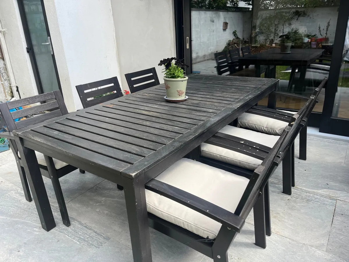 Outdoor table & chairs - Image 2