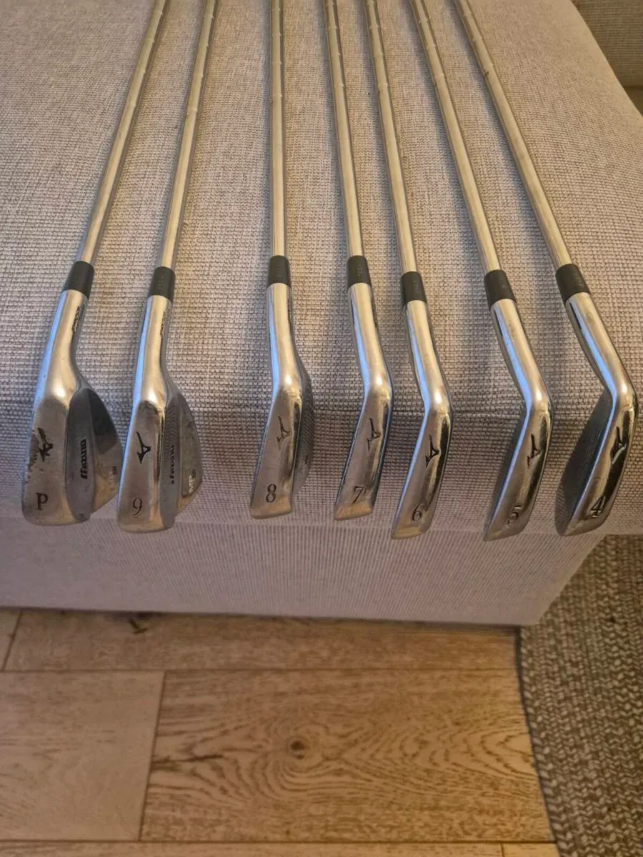 Mizuno MP 68 irons - Image 1