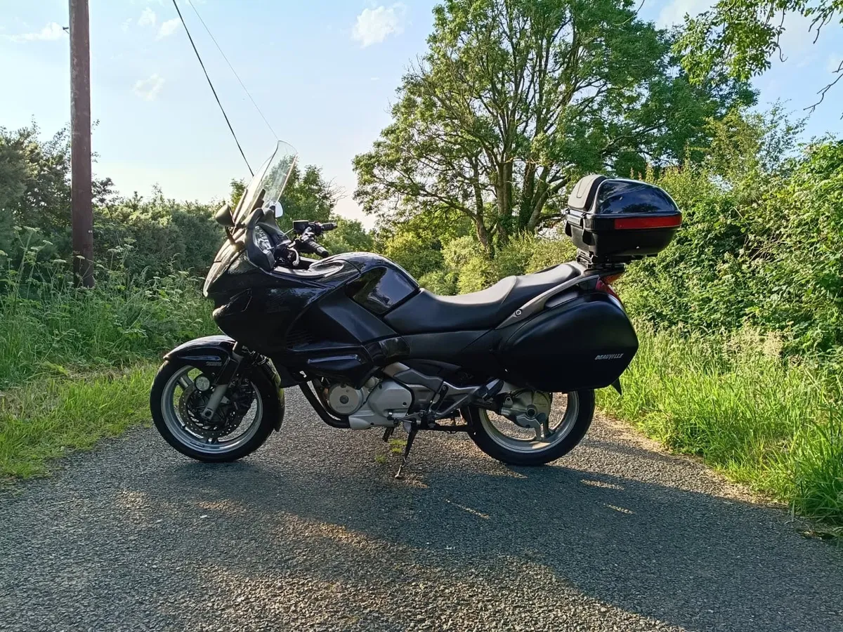 Honda Deauville NT700v ABS - Image 2
