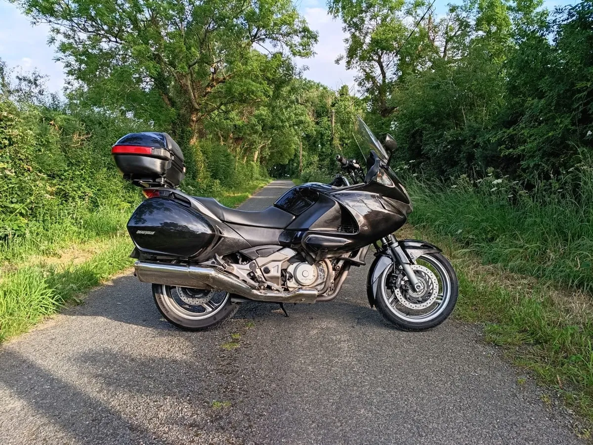 Honda Deauville NT700v ABS - Image 1
