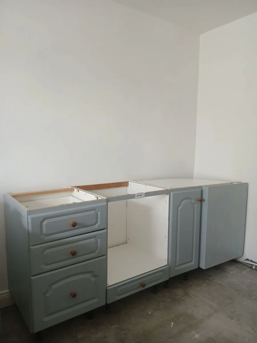 Complete compact Grey Kitchen - Image 1