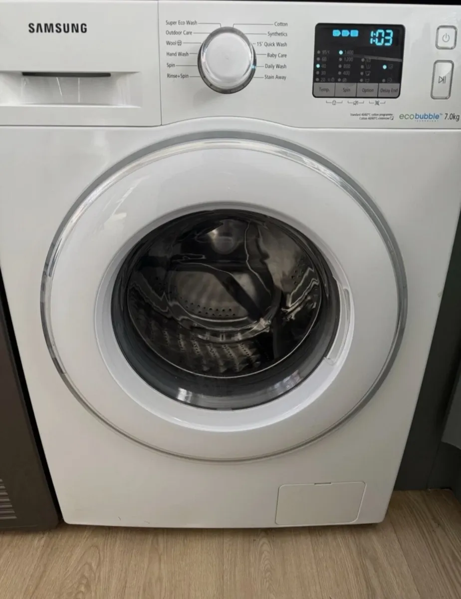 Samsung washing machine - Image 1