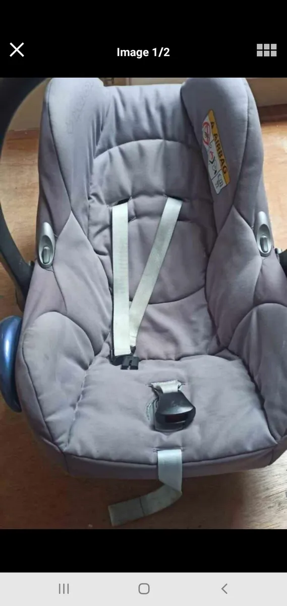 Car seat  with isofix base - Image 1