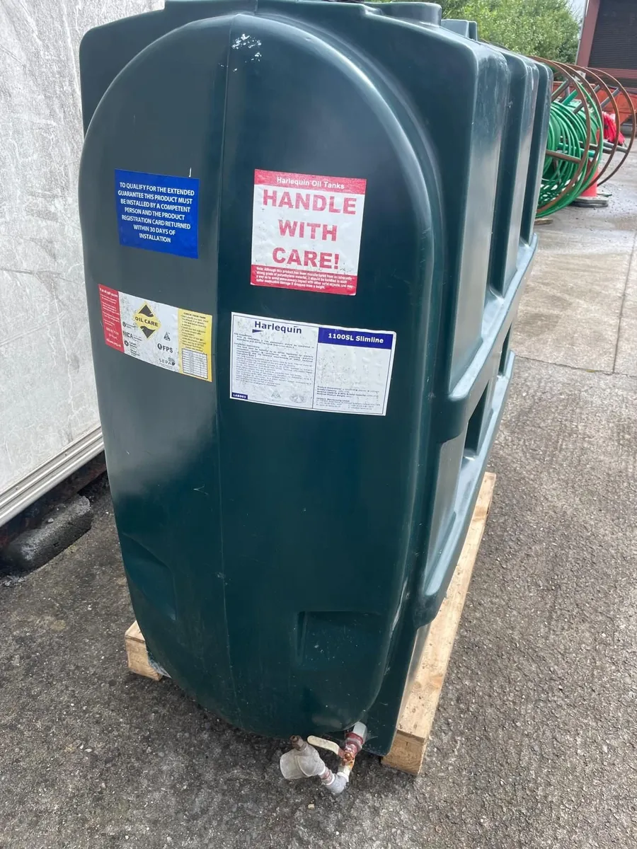 Oil Tank 1100 Litres Slimline Oil Tank - Image 1
