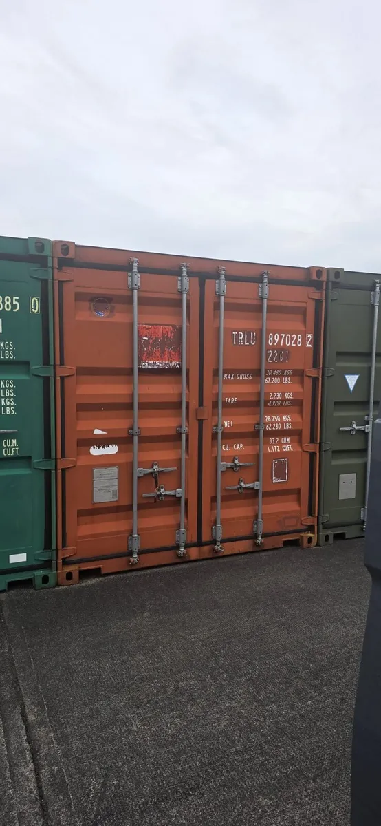 20ft Insulated Container Great Condition - Image 1