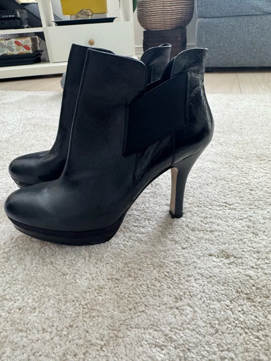 Shoes - Image 2
