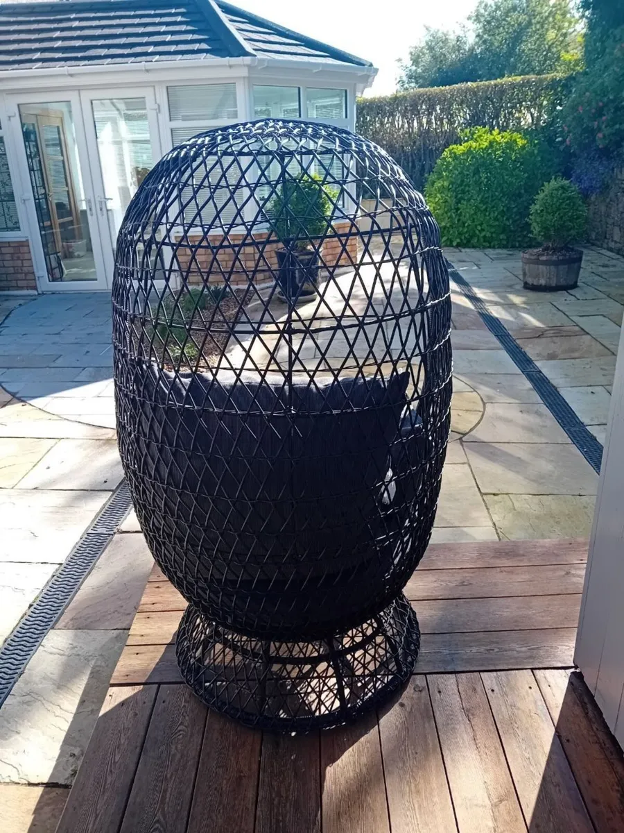 Swivel Cocoon Egg Chair Rattan Wicker Super Comfy - Image 2