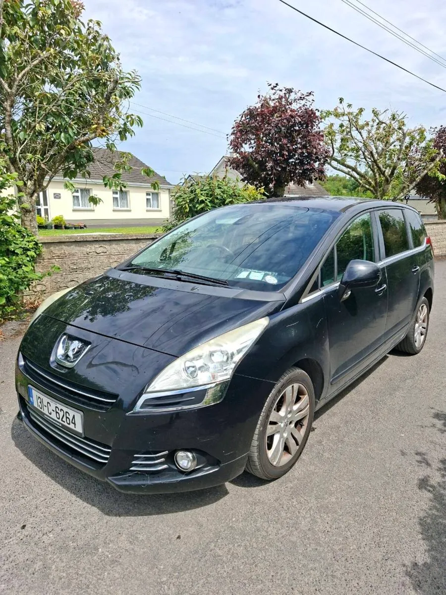 PEUGEOT 5008 2013 - Image 2
