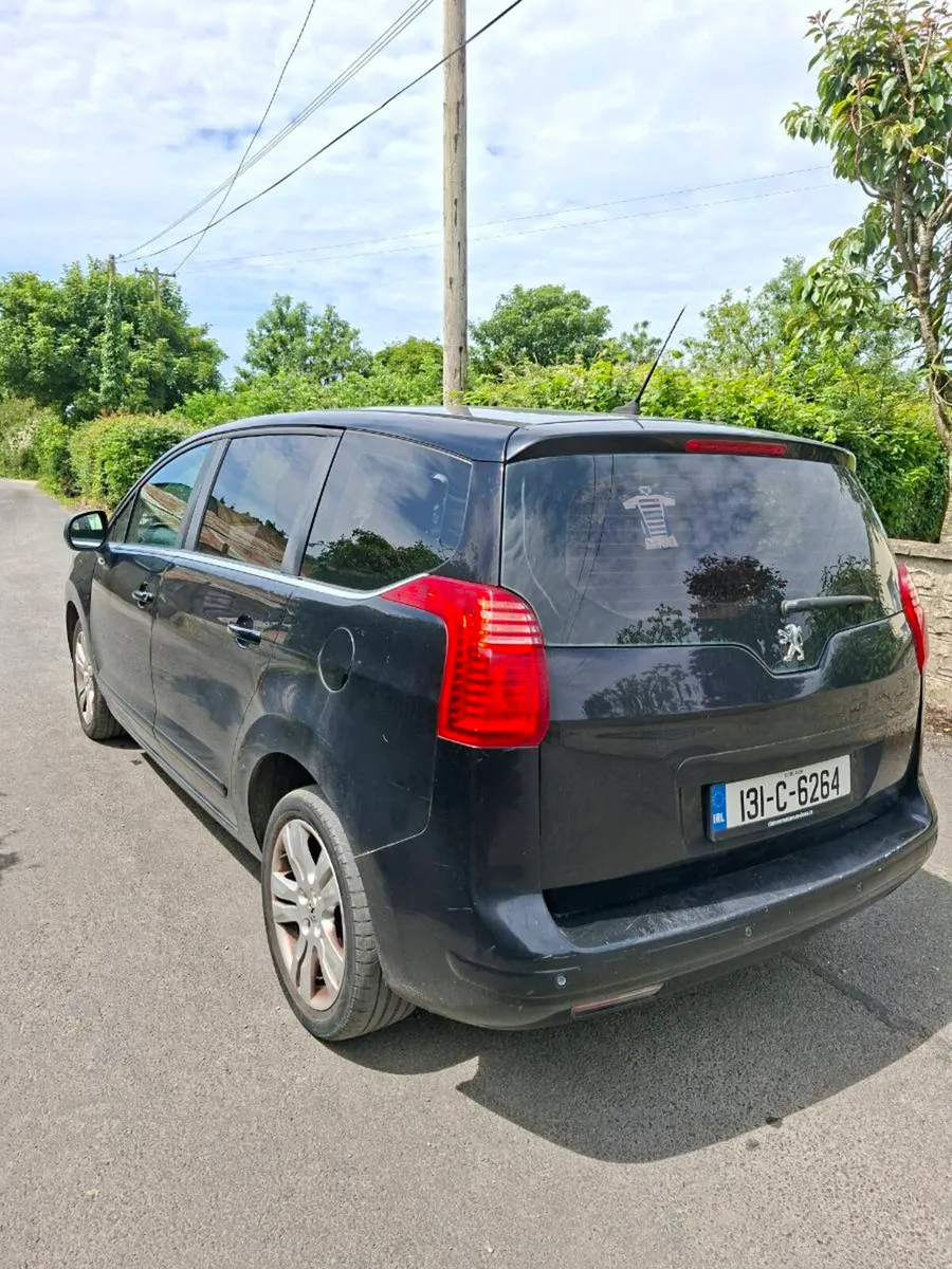 PEUGEOT 5008 2013 - Image 3