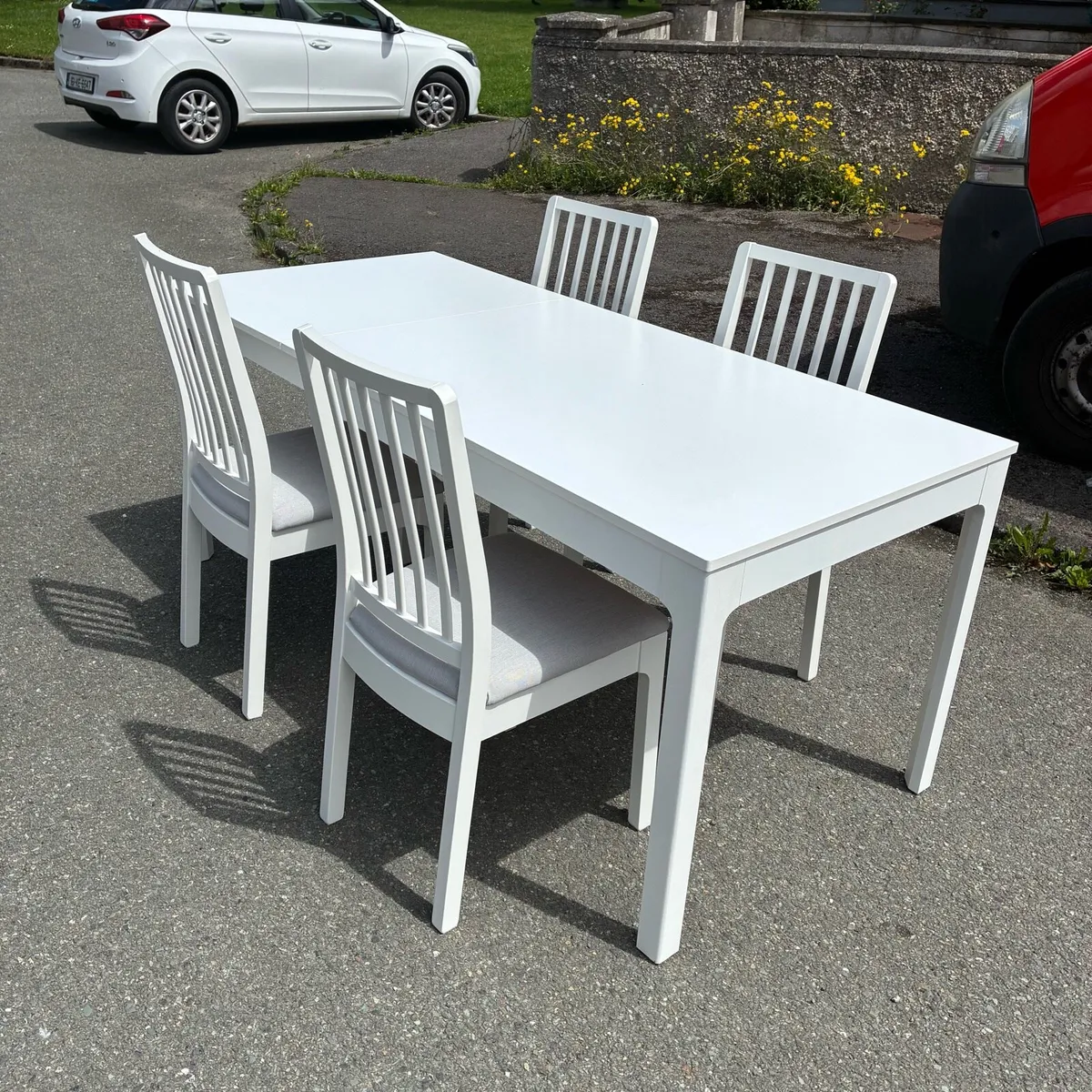 Like New Lovely white table and Chairs - Image 2