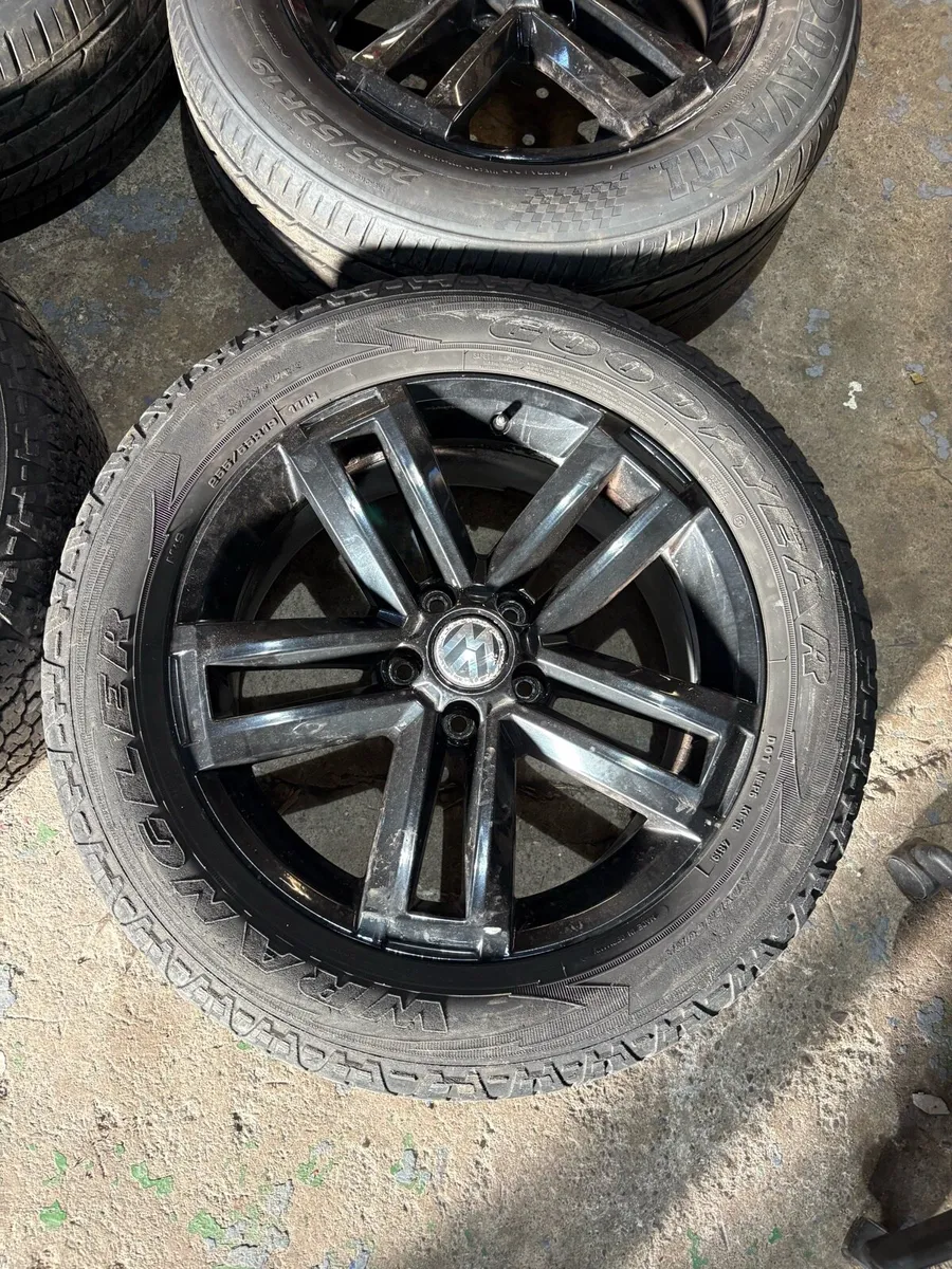 Volkswagen Amarok Highline 19 inch 5x120 Alloys - Image 4
