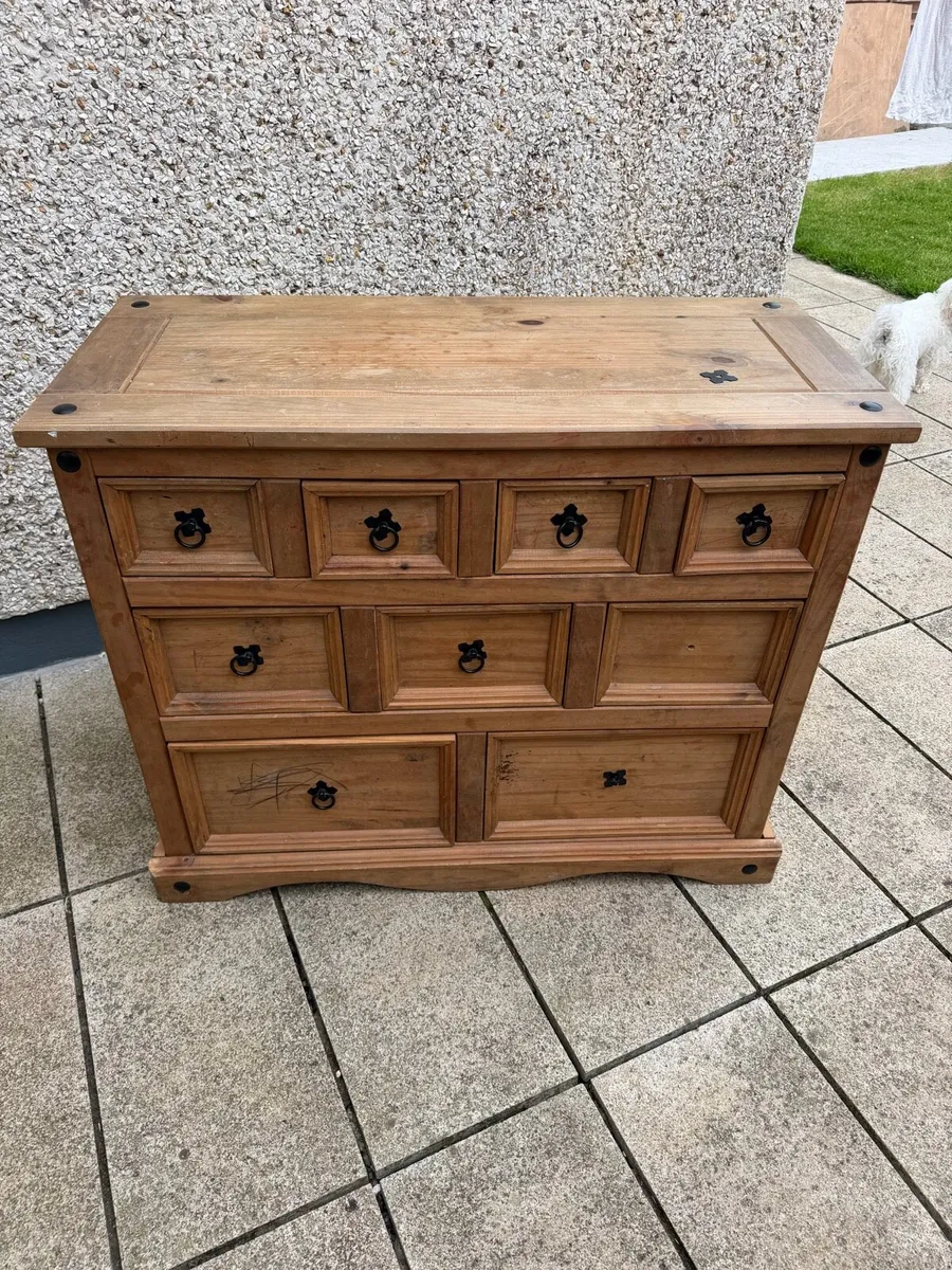 Chest of drawers - Image 1