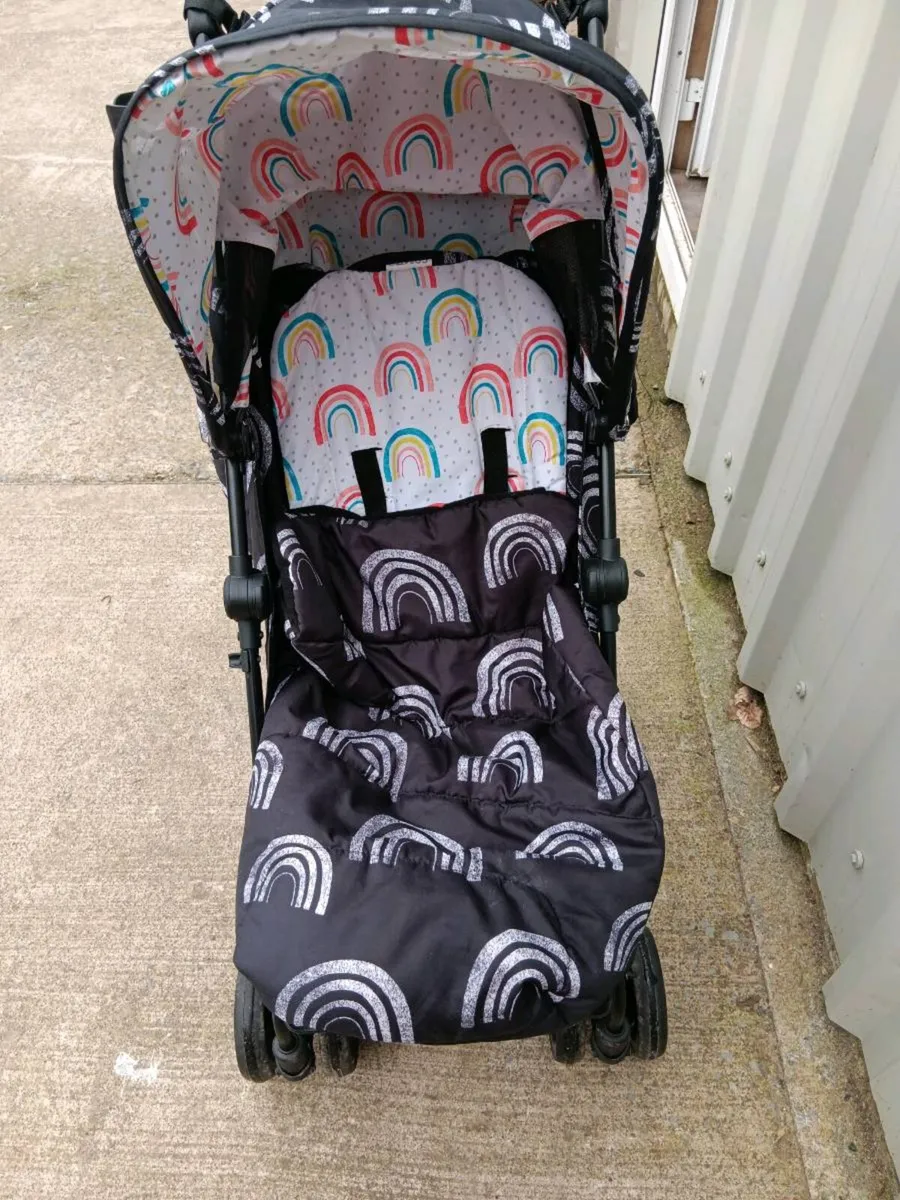Buggy/stroller - Image 4