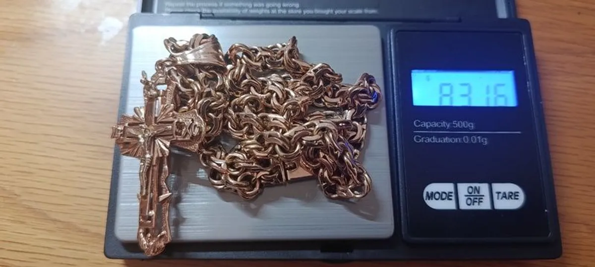 14ct Garibaldi chain with cross - Image 2