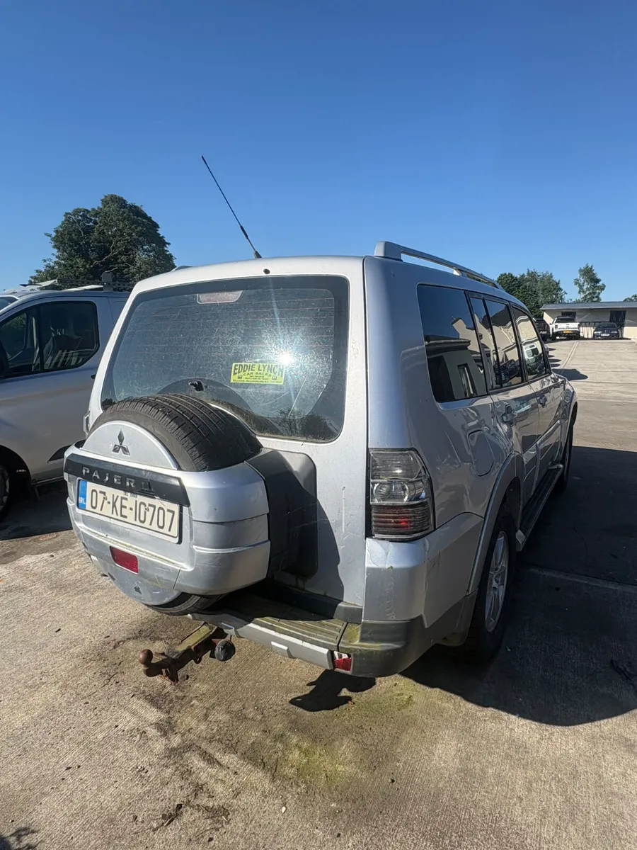 2007 Pajero Manual Non running - Image 3