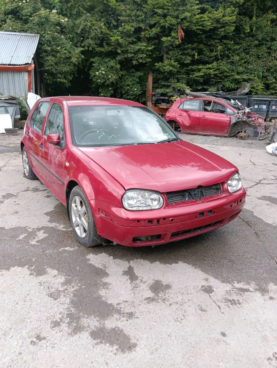 Breaking vw golf 2000 1.9tdi - Image 1