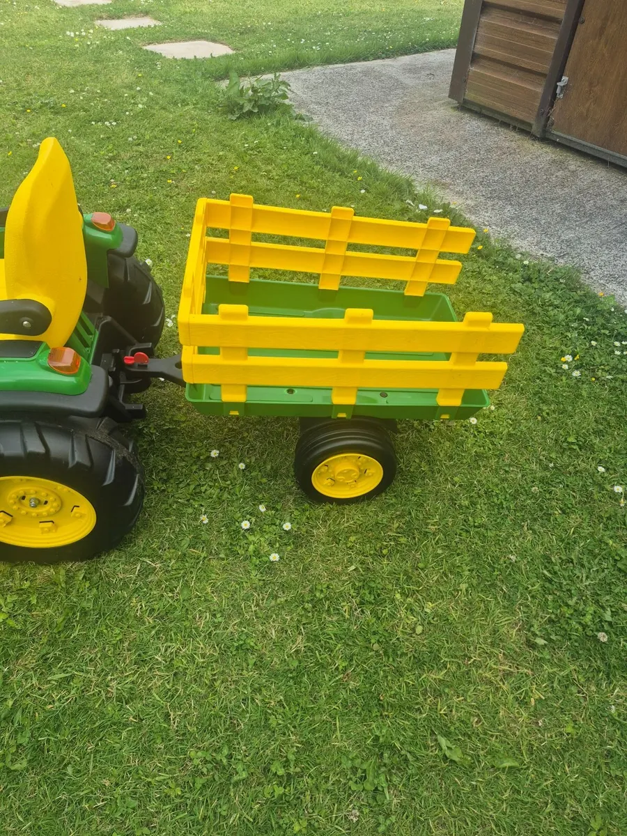 John deere kids electric tractor - Image 1