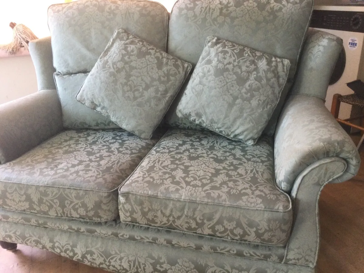 Couch - Image 2