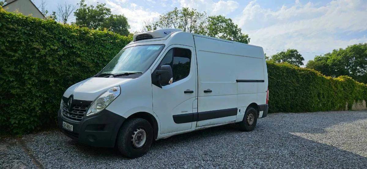 Renault master van - Image 1