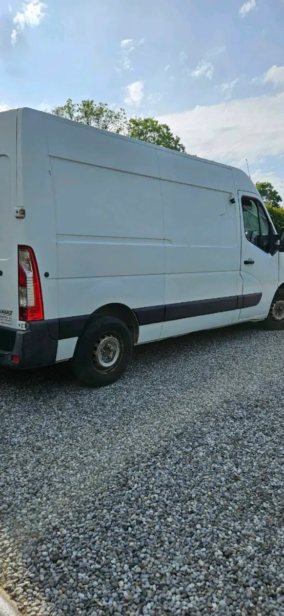 Renault master van - Image 3