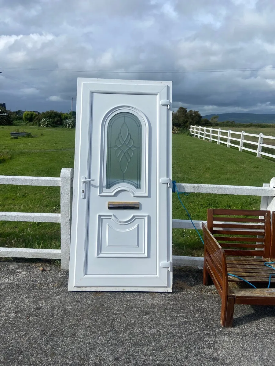 Front Door with frame - Image 1