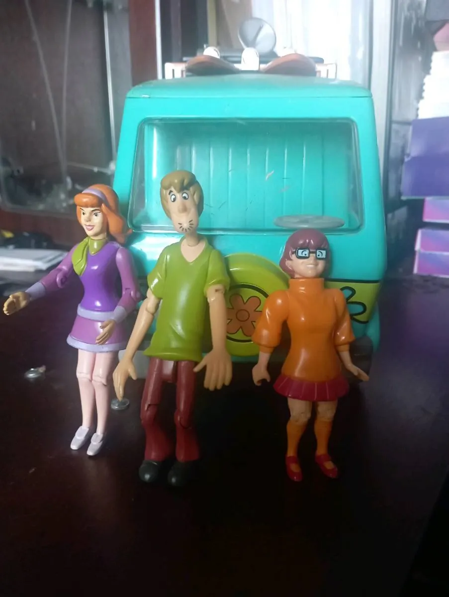 UNBOXED 1-18 SCALE THE MYSERY MACHINE A BARGAN €30 - Image 1