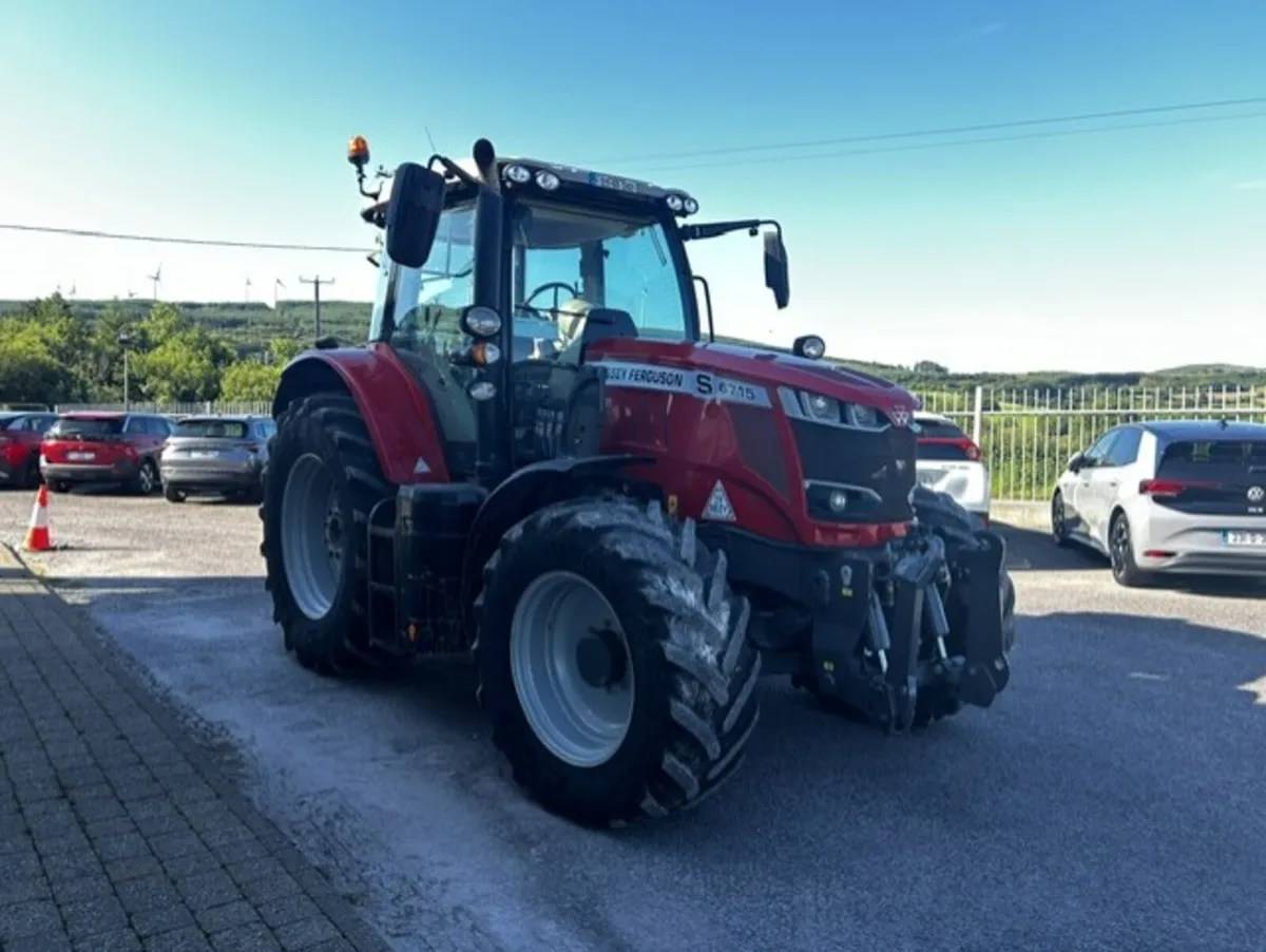 Massey Ferguson 6715S - Image 1