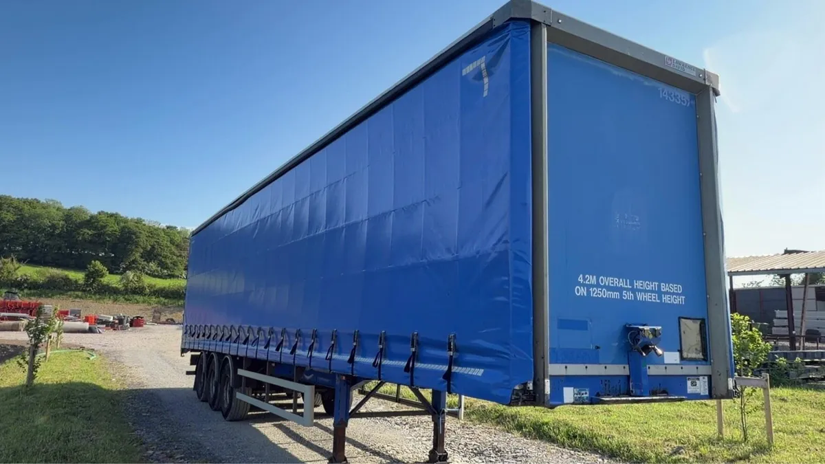 Curtainsider trailer - Image 4