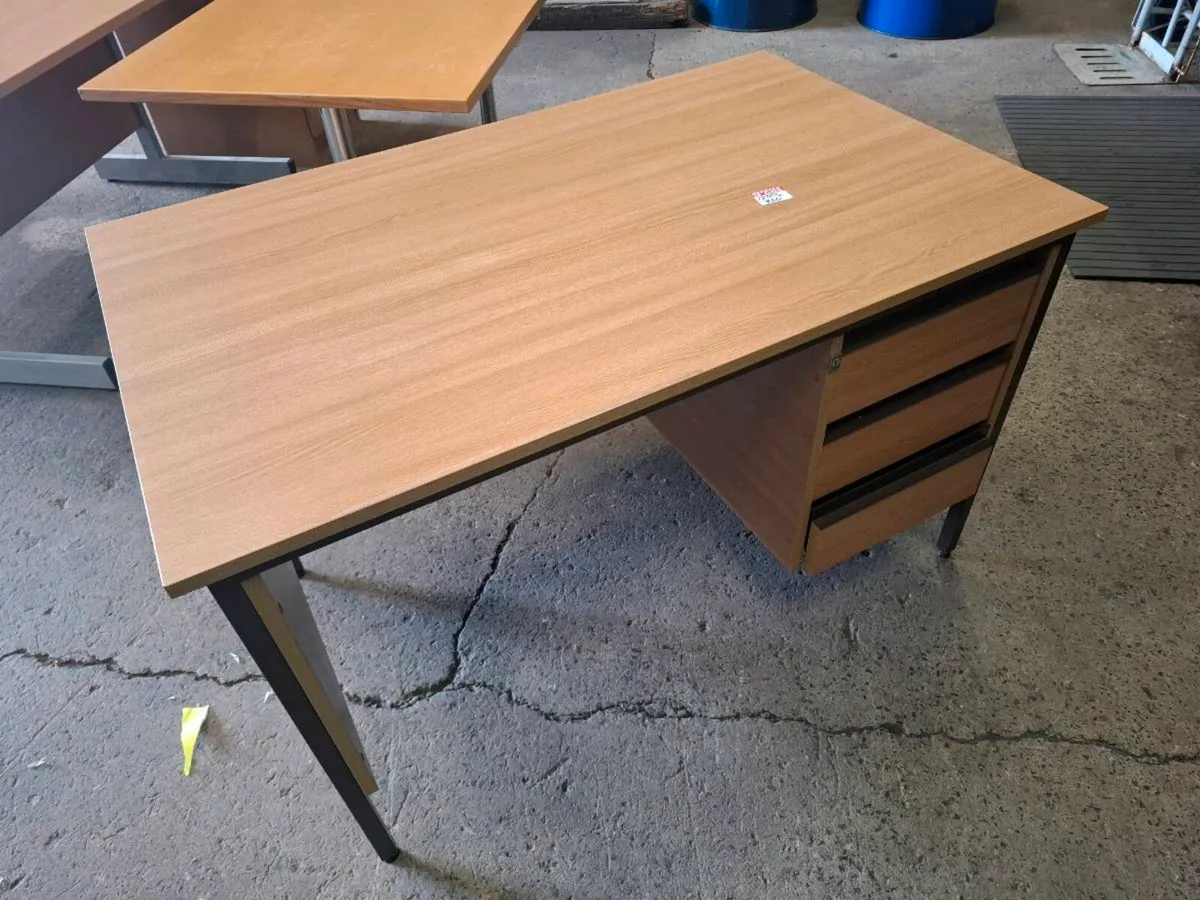 Office desks - Image 1