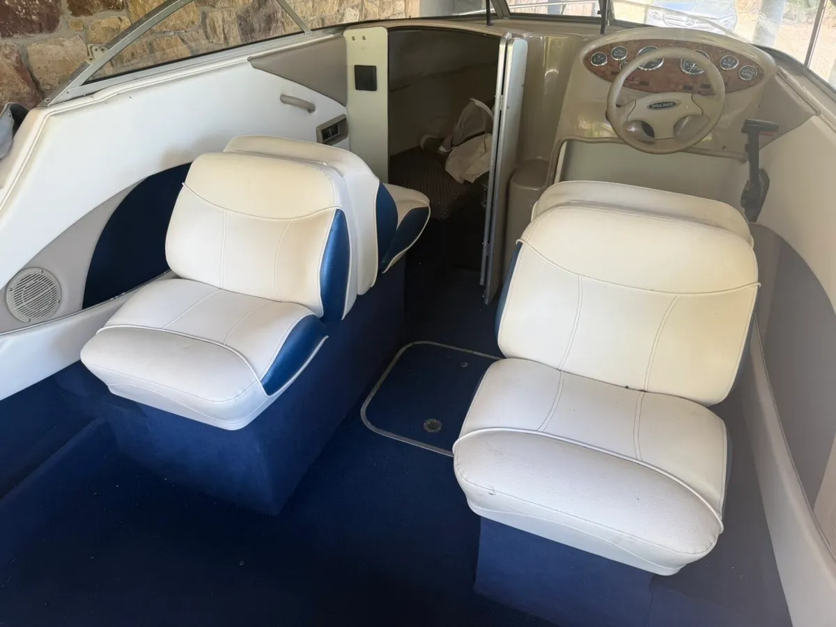 Speed Boat For Sale - Image 4