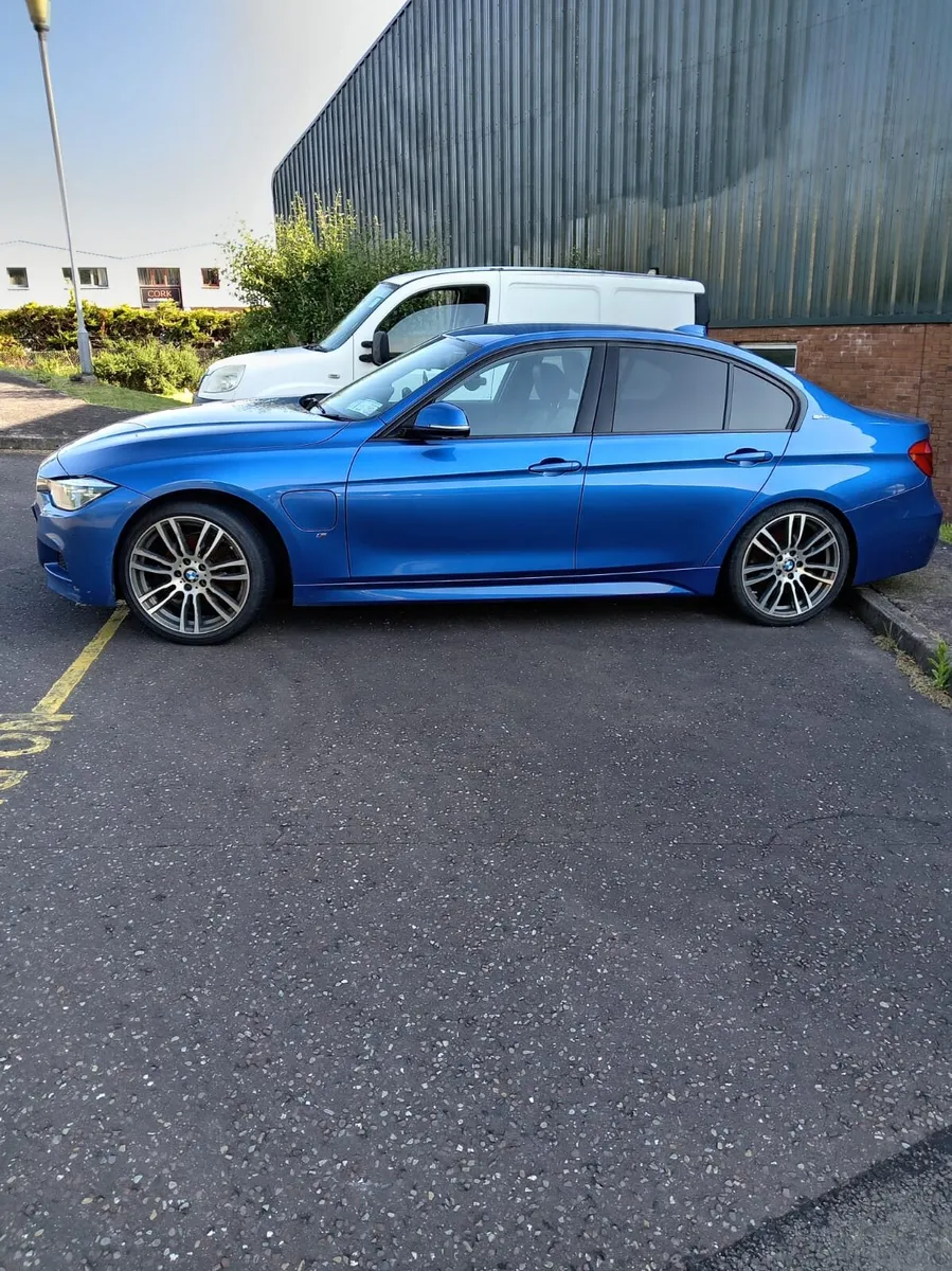 Car needs work, selling for someone to repair.. - Image 2