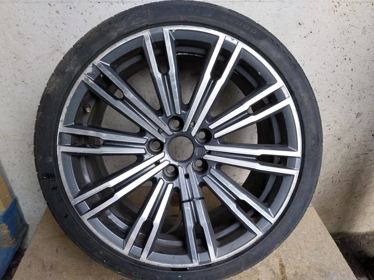 BMW 790M  8.5Jx1 18" Alloy Wheels Set 8089891 - Image 3