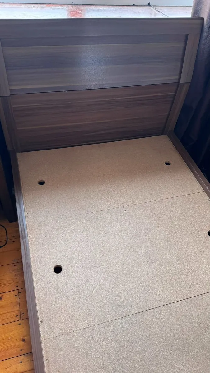 Single Bed and Matress for sale - Very good condit - Image 3