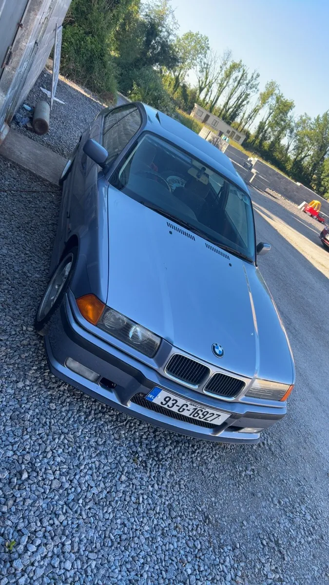 1993 BMW E36 320i (44k miles) - Image 3