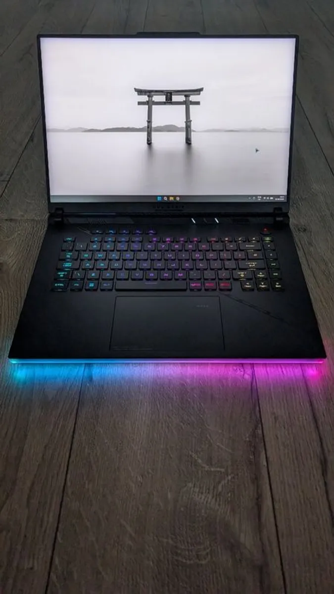 Asus Rog Strix Scar 16 (i9, Rtx 4080, Mini-led) Barely Used - Image 1